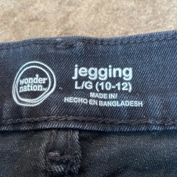+ nwot + WONDER NATION Distressed Jeggings - Picture 6 of 7